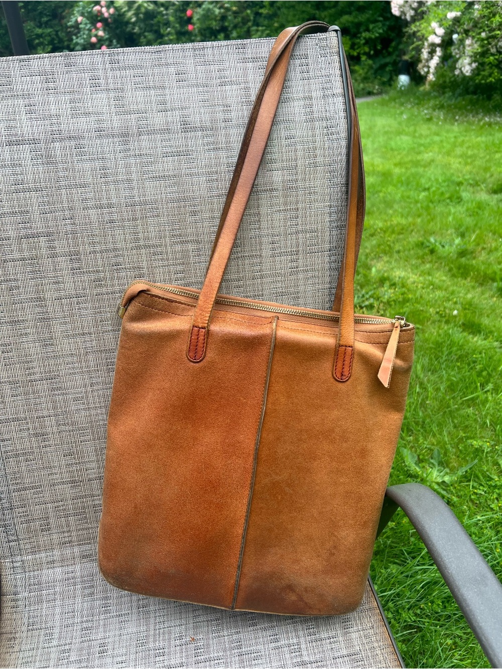 Classic Tan Leather Tote Bag - Everyday Shoulder Handbag